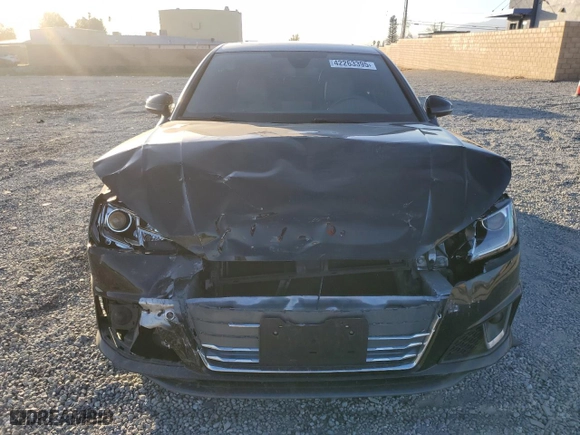 2019 Audi A4 Premium with VIN WAUDNAF41KN019694, listed as a Copart auction lot 42263395 with NaN miles and Salvage Title. Bid and sale history available at carsss.com. Image 5.