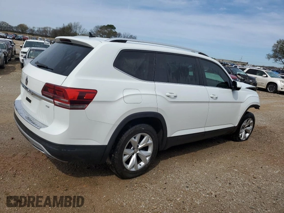 2018 Volkswagen Atlas SE z VIN 1V2CP2CA0JC595908, wystawiony jako Copart lot #50144705 z przebiegiem 123 992 mil mil oraz Szkoda całkowita • Salvage title. Historia ofert i sprzedaży dostępna na DreamBid. Obrazek 3.