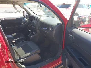 2016 Jeep Patriot Sport with VIN 1C4NJRBB5GD786810, listed as a IAAI auction lot 41685937 with 129,817 mi miles and . Bid and sale history available at DreamBid. Image 5.