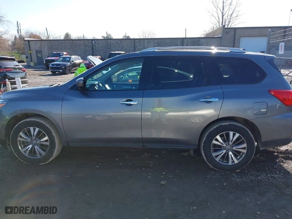 2019 Nissan Pathfinder S with VIN 5N1DR2MM7KC627310, listed as a IAAI auction lot 42064061 with 110,353 mi miles. Bid and sale history available at carsss.com. Image 14.