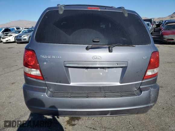 2005 Kia Sorento LX with VIN KNDJD733X55410306, listed as a Copart auction lot 45815005 with 104,153 mi miles and Salvage Title. Bid and sale history available at DreamBid. Image 6.