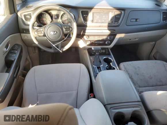 2021 Kia Sedona LX with VIN KNDMB5C12M6668527, listed as a Copart auction lot 84026154 with 165,585 mi miles and Salvage Title. Bid and sale history available at carsss.com. Image 8.