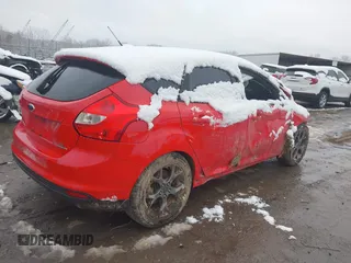 2014 Ford Focus SE z VIN 1FADP3K27EL253180, wystawiony jako IAAI lot #41613281 z przebiegiem 145 620 mil mil oraz . Historia ofert i sprzedaży dostępna na DreamBid. Obrazek 4.