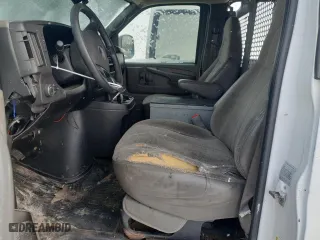 2008 GMC Savana Cargo Van with VIN 1GTGG25C781183640, listed as a Copart auction lot 89340295 with 248,598 mi miles and Clean Title. Bid and sale history available at carsss.com. Image 7.