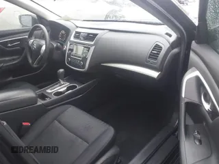 2017 Nissan Altima S z VIN 1N4AL3AP8HC226263, wystawiony jako IAAI lot #41304326 z przebiegiem 150 556 mil mil oraz . Historia ofert i sprzedaży dostępna na DreamBid. Obrazek 5.