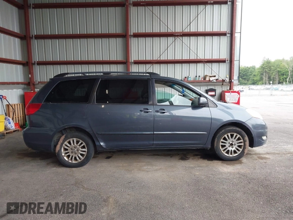 2010 Toyota Sienna XLE with VIN 5TDDK4CC5AS030134, listed as a IAAI auction lot 42522402 with 307,273 mi miles and . Bid and sale history available at DreamBid. Image 13.