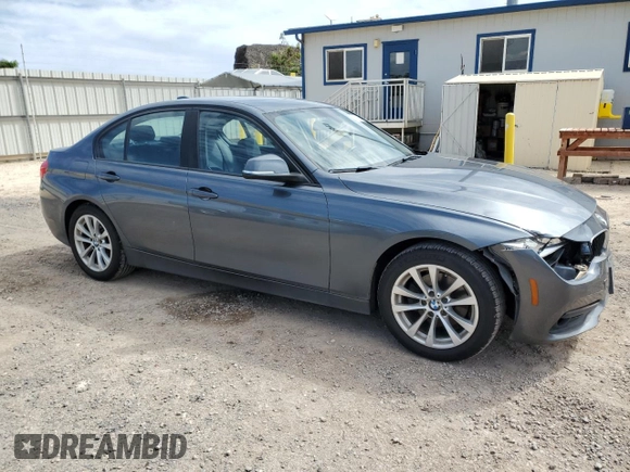 2017 BMW 3 Series 320i z VIN WBA8E1G34HNU15828, wystawiony jako Copart lot #52578625 z przebiegiem 61 391 mil mil oraz Szkoda całkowita • Salvage title. Historia ofert i sprzedaży dostępna na DreamBid. Obrazek 4.