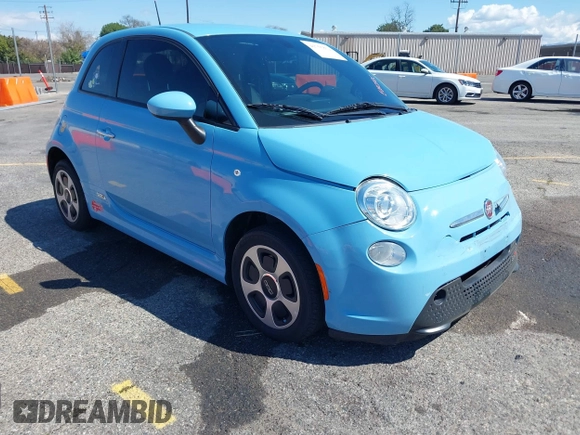 2016 FIAT 500e z VIN 3C3CFFGE3GT248390, wystawiony jako IAAI lot #41755852 z przebiegiem 37 991 mil mil oraz . Historia ofert i sprzedaży dostępna na DreamBid. Obrazek 1.