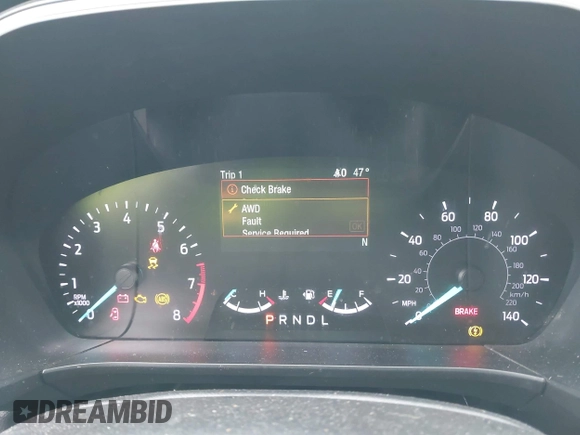 2020 Ford Escape SE z VIN 1FMCU9G66LUC32126, wystawiony jako IAAI lot #42313650 z przebiegiem 104 550 mil mil oraz . Historia ofert i sprzedaży dostępna na DreamBid. Obrazek 7.