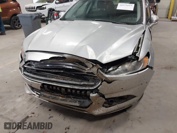 2015 Ford Fusion Titanium with VIN 3FA6P0D90FR201393, listed as a IAAI auction lot 40975015 with 131,641 mi miles. Bid and sale history available at carsss.com. Image 6.