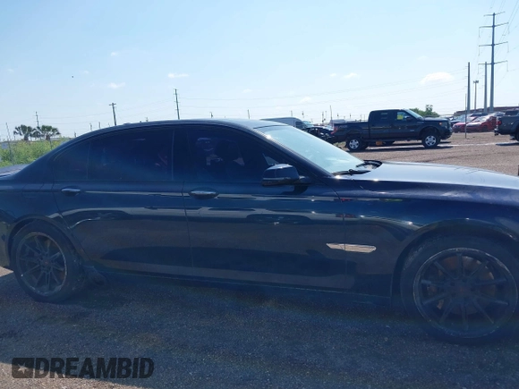 2013 BMW 7 Series 750Li с VIN WBAYE8C5XDD132351, выставлен на аукционе IAAI как лот 42229382 с пробегом 145 088 миль миль и . История ставок и продаж доступна на DreamBid. Изображение 13.