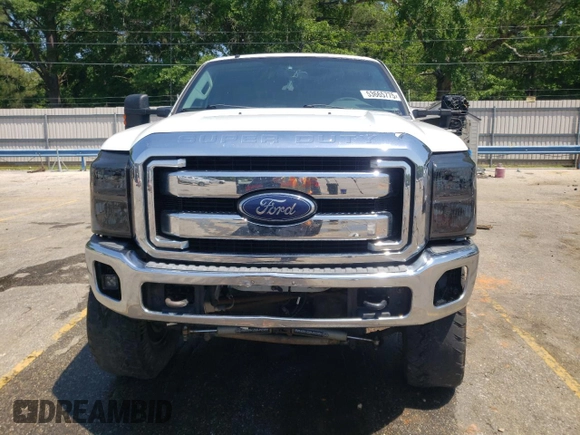 2014 Ford F-350 XLT with VIN 1FT8W3BT9EEA72092, listed as a Copart auction lot 53665775 with 298,659 mi miles and Salvage Title. Bid and sale history available at DreamBid. Image 5.