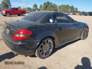 2006 Mercedes-Benz SLK 55 AMG with VIN WDBWK73F06F089585, listed as a IAAI auction lot 41858970 with 160,583 mi miles and . Bid and sale history available at DreamBid. Image 4.