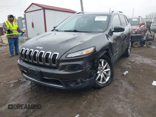2014 Jeep Cherokee Limited with VIN 1C4PJMDS3EW137985, listed as a IAAI auction lot 41543651 with 131,312 mi miles. Bid and sale history available at carsss.com. Image 17.