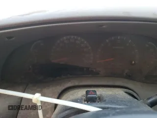 1999 Ford F-150 XL z VIN 1FTRX18L3XNA61248, wystawiony jako Copart lot #56355005 z przebiegiem Nie podano mil oraz Nie do naprawy • Non repairable. Historia ofert i sprzedaży dostępna na DreamBid. Obrazek 9.