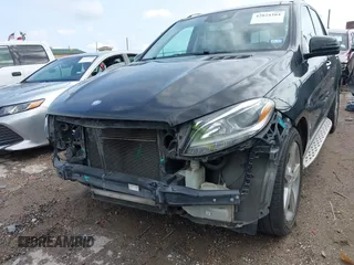 2016 Mercedes-Benz GLE 350 z VIN 4JGDA5JB2GA715549, wystawiony jako IAAI lot #42024204 z przebiegiem 119 968 mil mil oraz . Historia ofert i sprzedaży dostępna na DreamBid. Obrazek 6.