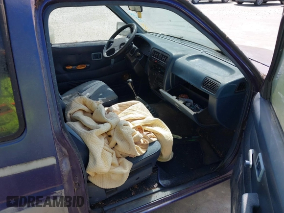 1995 Nissan Frontier XE with VIN 1N6HD16S7SC352383, listed as a IAAI auction lot 42616209 with 209,004 mi miles and . Bid and sale history available at DreamBid. Image 5.