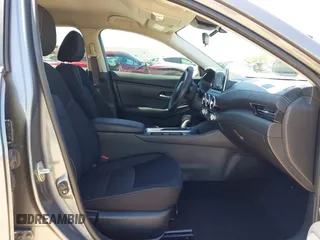 2020 Nissan Sentra SV with VIN 3N1AB8CV0LY311798, listed as a IAAI auction lot 41759594 with 53,487 mi miles and . Bid and sale history available at DreamBid. Image 5.