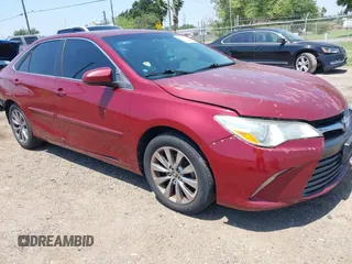 2017 Toyota Camry XLE z VIN 4T1BF1FK4HU662511, wystawiony jako IAAI lot #42264935 z przebiegiem 194 357 mil mil oraz . Historia ofert i sprzedaży dostępna na DreamBid. Obrazek 1.