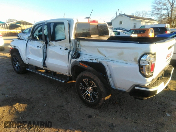 2023 GMC Canyon 4WD AT4 with VIN 1GTP6DEK0P1260420, listed as a IAAI auction lot 41864560 with 1 mi miles. Bid and sale history available at carsss.com. Image 3.