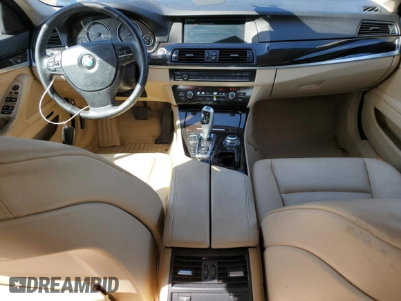 2012 BMW 5 Series 528i xDrive with VIN WBAXH5C58CDW08550, listed as a Copart auction lot 49381635 with 93,606 mi miles and Salvage Title. Bid and sale history available at carsss.com. Image 8.