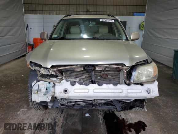 2004 Toyota Highlander z VIN JTEDP21A340029686, wystawiony jako Copart lot #57089315 z przebiegiem 246 780 mil mil oraz Czysty tytuł • Clean title. Historia ofert i sprzedaży dostępna na DreamBid. Obrazek 5.