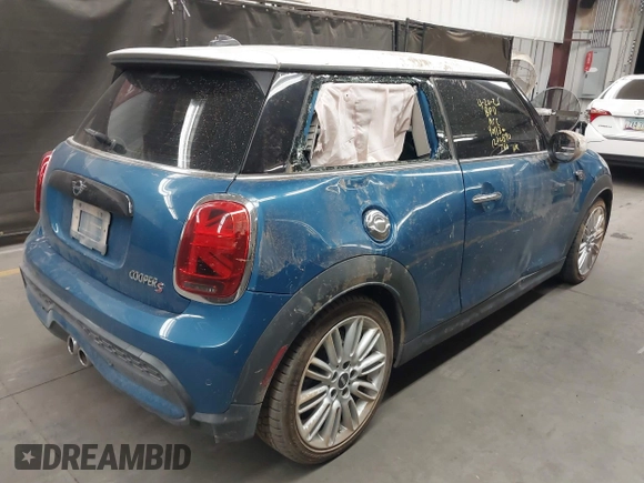 2022 MINI Hardtop Cooper S with VIN WMW53DH05N2R09949, listed as a IAAI auction lot 42111646 with 88,175 mi miles and . Bid and sale history available at DreamBid. Image 4.
