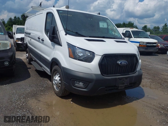 2024 Ford Transit z VIN 1FTYE2Y87RKA82840, wystawiony jako IAAI lot #42644818 z przebiegiem 10 940 mil mil oraz . Historia ofert i sprzedaży dostępna na DreamBid. Obrazek 1.