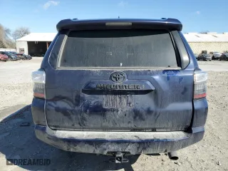2024 Toyota 4Runner SR5 Premium with VIN JTENU5JR4R6221837, listed as a Copart auction lot 46800685 with 29,679 mi miles and Salvage Title. Bid and sale history available at carsss.com. Image 6.