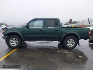 2002 Toyota Tacoma PreRunner with VIN 5TEGN92N32Z098053, listed as a IAAI auction lot 41573670 with 214,168 mi miles. Bid and sale history available at carsss.com. Image 14.