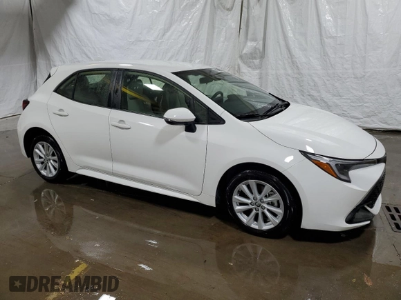 2024 Toyota Corolla Hatchback SE with VIN JTND4MBEXR3228083, listed as a Copart auction lot 72887214 with 3,442 mi miles and Clean Title. Bid and sale history available at carsss.com. Image 4.