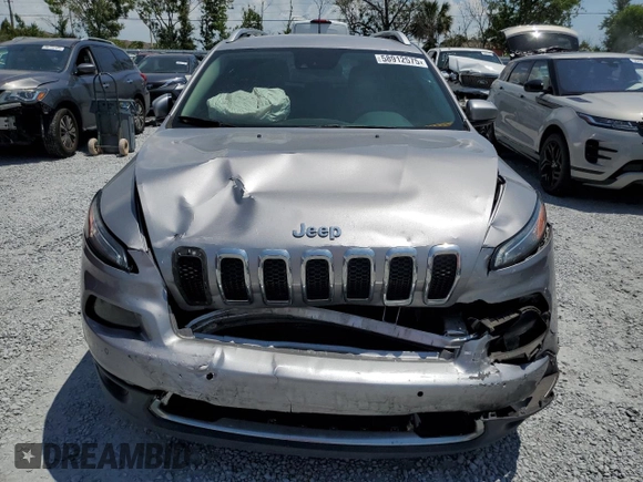 2017 Jeep Cherokee Limited with VIN 1C4PJLDB2HD214694, listed as a Copart auction lot 58912575 with 152,987 mi miles and Clean title. Bid and sale history available at DreamBid. Image 5.
