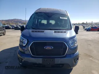 2023 Ford Transit Passenger XL with VIN 1FBAX2C89PKB28625, listed as a Copart auction lot 79552174 with 6,212 mi miles and Salvage Title. Bid and sale history available at DreamBid. Image 5.