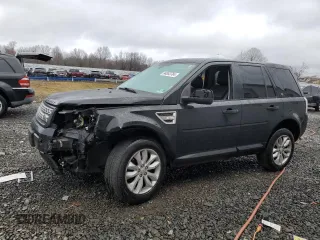 2014 Land Rover LR2 z VIN SALFR2BG4EH406144, wystawiony jako Copart lot #84853784 z przebiegiem Nie podano mil oraz Szkoda całkowita • Salvage title. Historia ofert i sprzedaży dostępna na DreamBid. Obrazek 1.