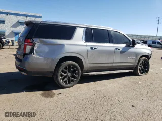 2022 Chevrolet Suburban Premier with VIN 1GNSKFKD6NR102953, listed as a Copart auction lot 43290145 with 75,274 mi miles and Salvage Title. Bid and sale history available at carsss.com. Image 3.