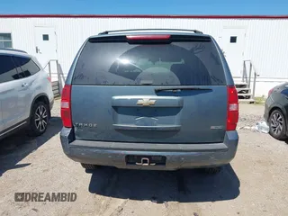 2010 Chevrolet Tahoe LT with VIN 1GNUKBE07AR220465, listed as a IAAI auction lot 42608027 with 219,369 mi miles and . Bid and sale history available at DreamBid. Image 16.
