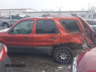 2006 Ford Escape XLT with VIN 1FMYU03Z66KD02998, listed as a IAAI auction lot 41414402 with 102,147 mi miles. Bid and sale history available at carsss.com. Image 14.