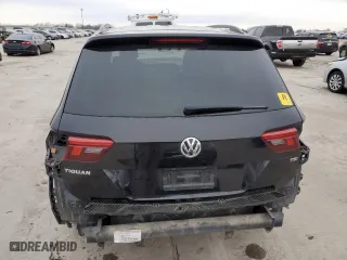 2018 Volkswagen Tiguan S with VIN 3VV1B7AX2JM121583, listed as a Copart auction lot 46051385 with 112,218 mi miles and Salvage Title. Bid and sale history available at carsss.com. Image 6.