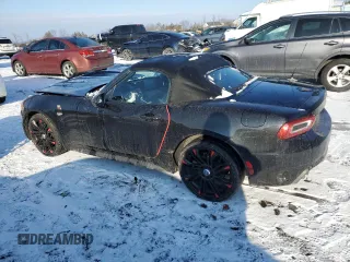 2017 FIAT 124 Spider Elaborazione Abarth z VIN JC1NFAEK2H0123795, wystawiony jako Copart lot #89278685 z przebiegiem 51 179 mil mil oraz Szkoda całkowita • Salvage title. Historia ofert i sprzedaży dostępna na DreamBid. Obrazek 2.