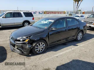 2012 Volkswagen Jetta SE с VIN 3VWDP7AJ1CM078086, выставлен на аукционе Copart как лот 59715025 с пробегом 81 156 миль миль и Чистый • Clean title. История ставок и продаж доступна на DreamBid. Изображение 1.