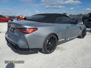 2023 BMW M4 Competition xDrive with VIN WBS33BA07PCL63105, listed as a Copart auction lot 83553594 with 39,957 mi miles and Salvage Title. Bid and sale history available at carsss.com. Image 3.