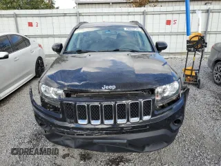 2017 Jeep Compass Sport SE with VIN 1C4NJCBA1HD124793, listed as a Copart auction lot 76044714 with 97,220 mi miles and Salvage title. Bid and sale history available at DreamBid. Image 5.