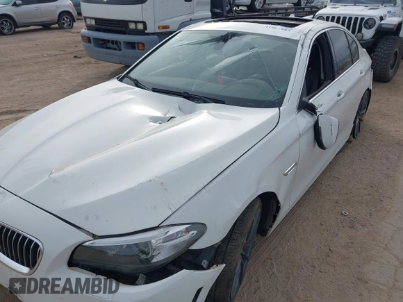 2015 BMW 5 Series 528i z VIN WBA5A5C54FD523138, wystawiony jako IAAI lot #41067885 z przebiegiem Nie podano mil oraz . Historia ofert i sprzedaży dostępna na DreamBid. Obrazek 6.