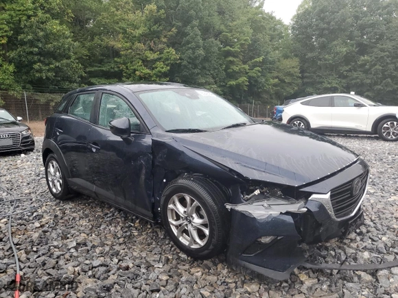 2020 Mazda CX-3 Sport with VIN JM1DKFB73L1470319, listed as a Copart auction lot 65948054 with 34,455 mi miles and Salvage Title. Bid and sale history available at carsss.com. Image 4.