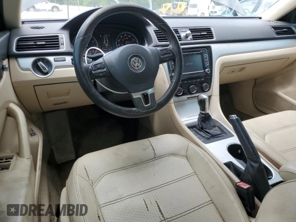 2013 Volkswagen Passat SE with VIN 1VWBH7A37DC064752, listed as a Copart auction lot 58659685 with 173,590 mi miles and Clean title. Bid and sale history available at DreamBid. Image 8.