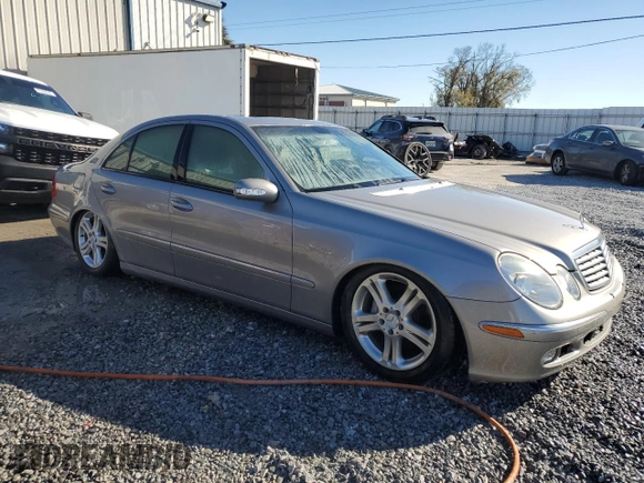 2004 Mercedes-Benz E-Class 5.0L with VIN WDBUF70J64A494820, listed as a Copart auction lot 88041835 with 0 mi miles and Non Repairable. Bid and sale history available at carsss.com. Image 4.
