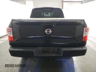 2017 Nissan Titan XD SL with VIN 1N6BA1F45HN513004, listed as a Copart auction lot 83622694 with 123,786 mi miles and Clean Title. Bid and sale history available at carsss.com. Image 6.