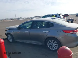 2018 Kia Optima LX with VIN 5XXGT4L33JG264459, listed as a IAAI auction lot 41793396 with 62,450 mi miles. Bid and sale history available at carsss.com. Image 14.