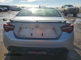 2020 Toyota 86 GT with VIN JF1ZNAE17L8753875, listed as a Copart auction lot 88865405 with 33,659 mi miles and Salvage Title. Bid and sale history available at carsss.com. Image 6.