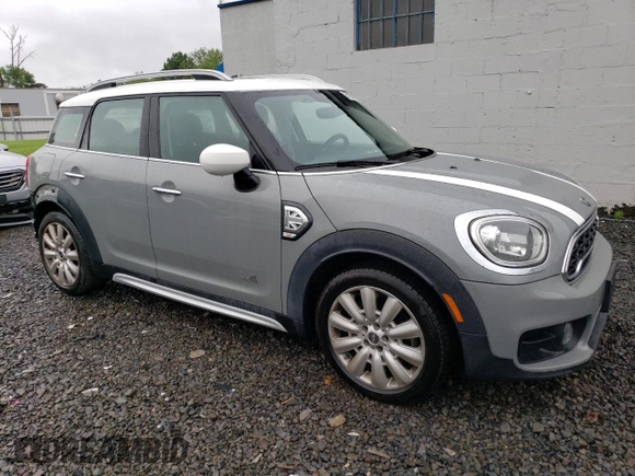 2020 MINI Countryman Cooper S with VIN WMZYX1C03L3L52119, listed as a Copart auction lot 65208934 with 26,917 mi miles and Salvage Title. Bid and sale history available at carsss.com. Image 4.